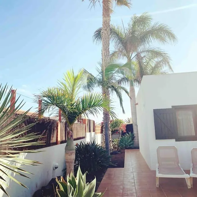 Villa Rustica -Heated Pool & Garden Near The Beach Corralejo Spanje
