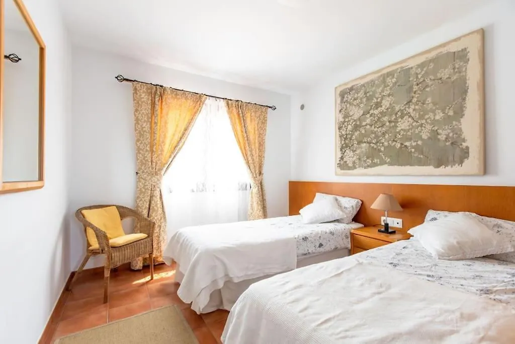 Villa Rustica -Heated Pool & Garden Near The Beach Corralejo 0*,  Spanje