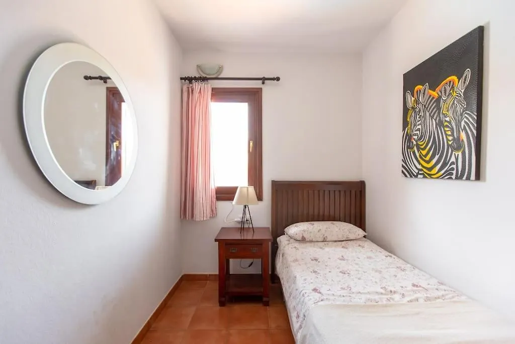 Villa Rustica -Heated Pool & Garden Near The Beach Corralejo