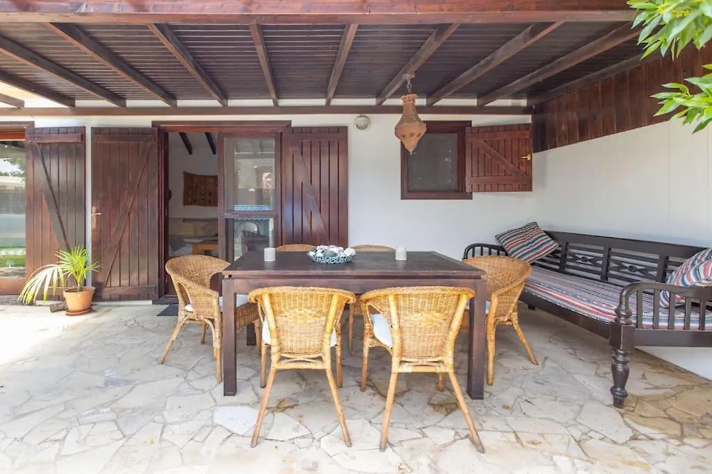 Villa Rustica -Heated Pool & Garden Near The Beach Corralejo